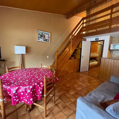 Spacieux Proche Telesieges Vonnes Avec Balcon - Fr-1-693-55