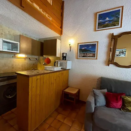 Spacieux Proche Telesieges Vonnes Avec Balcon - Fr-1-693-55 Châtel